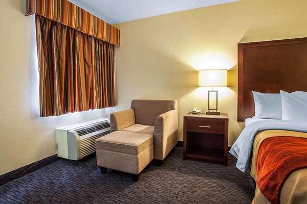  - Comfort Inn Trevose - I-276, Exit 351 & 352