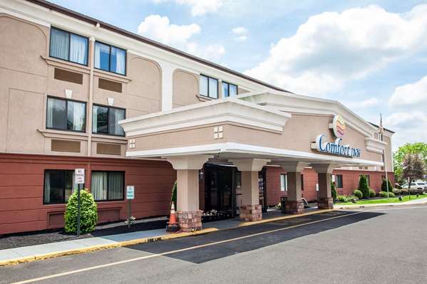 Exterior view - Comfort Inn Trevose - I-276, Exit 351 & 352