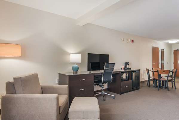  - Sleep Inn & Suites Ronks