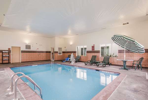 Pool - Sleep Inn & Suites Ronks