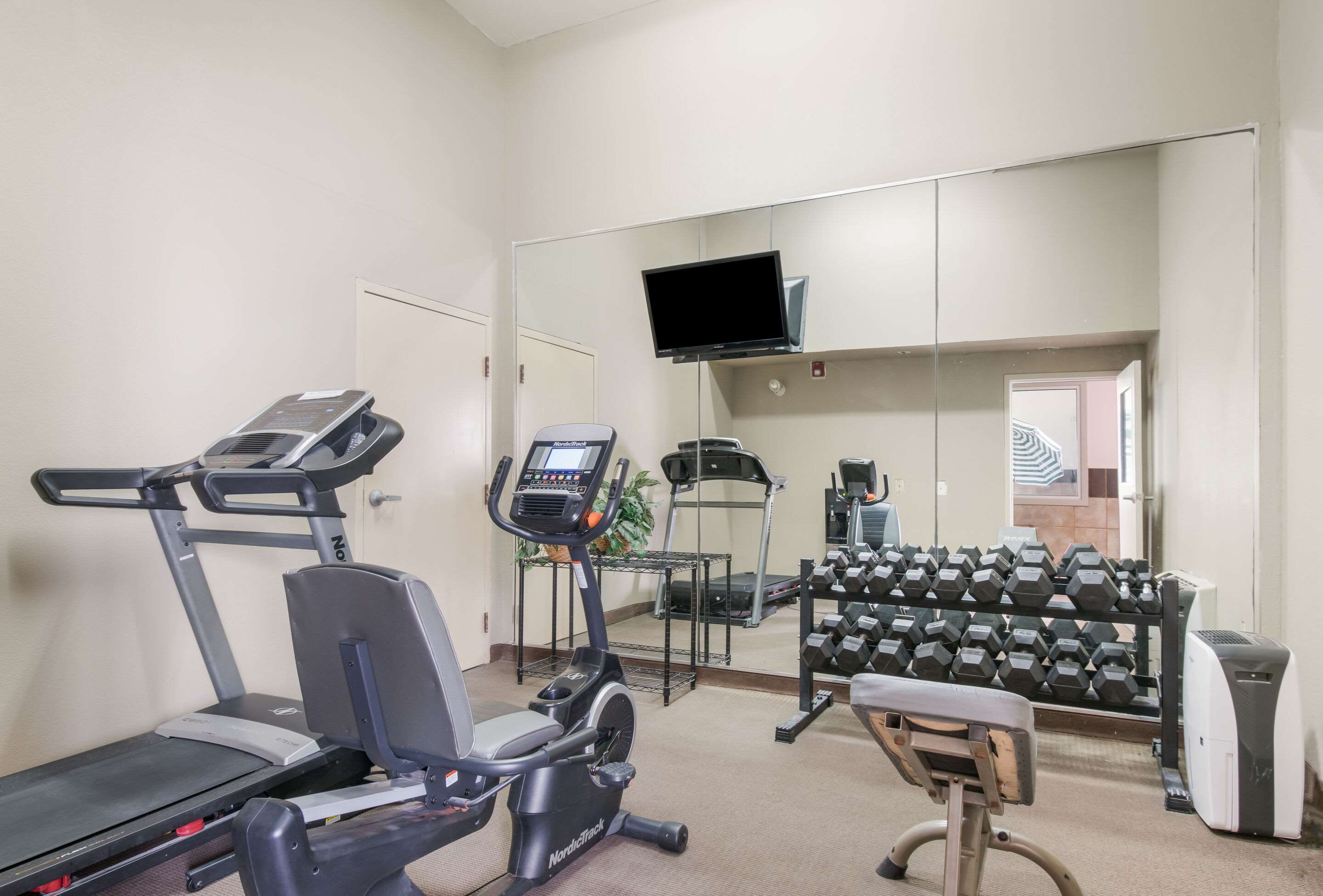 Fitness center | Sleep Inn & Suites