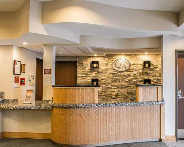  - Comfort Suites Monroeville - I-76, Exit 57