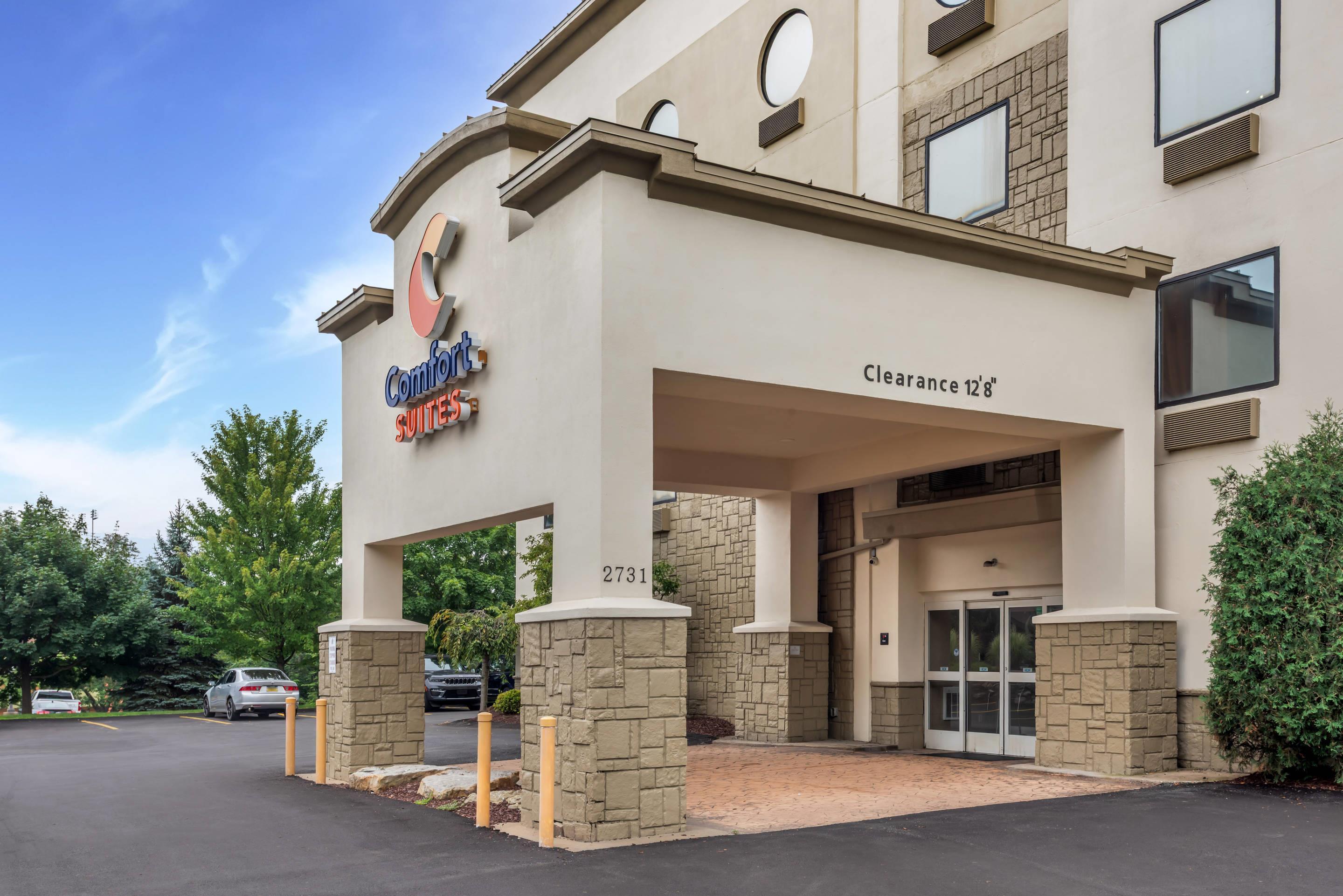 Hotel exterior | Comfort Suites Monroeville - Pittsburgh East