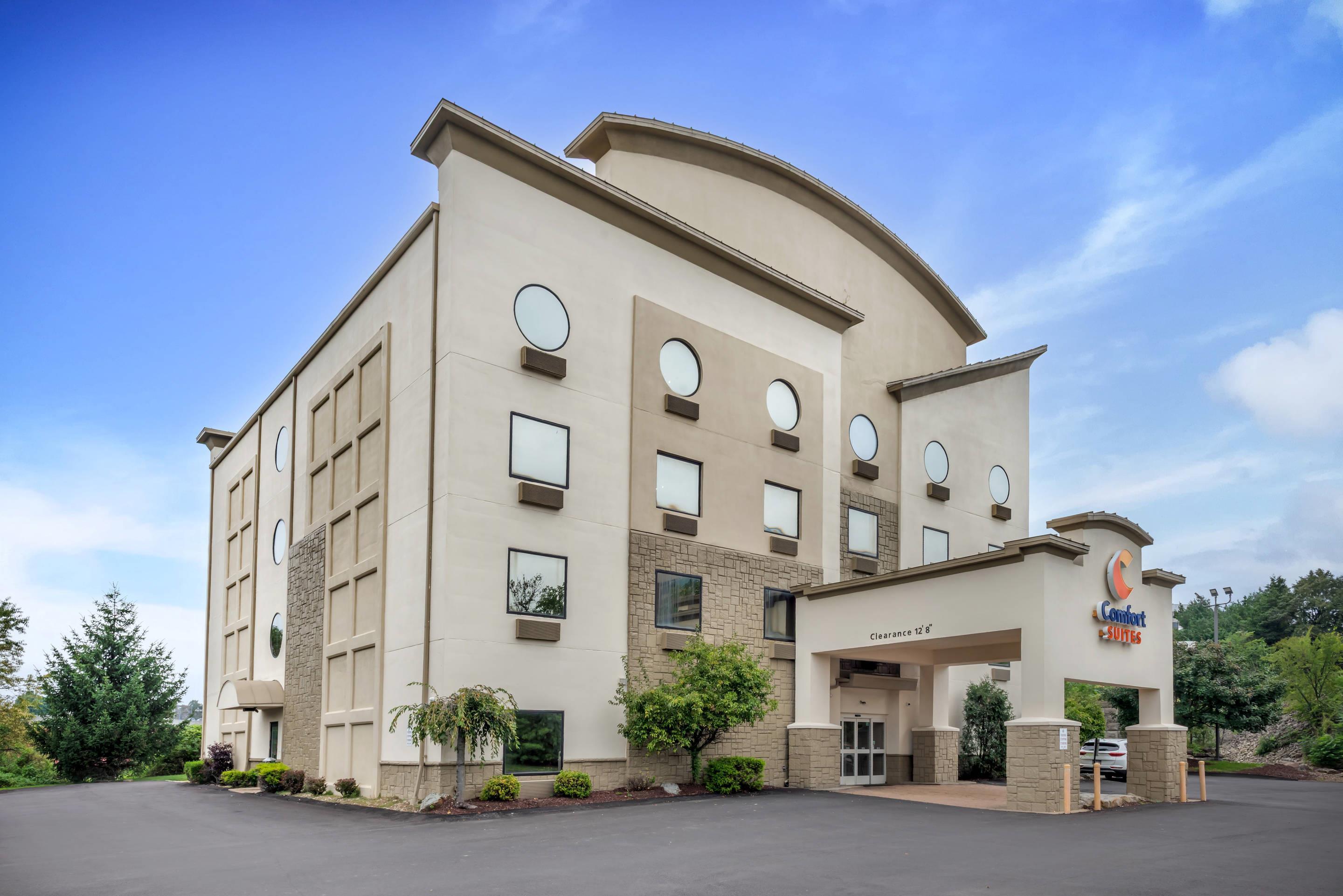 Hotel exterior | Comfort Suites Monroeville - Pittsburgh East