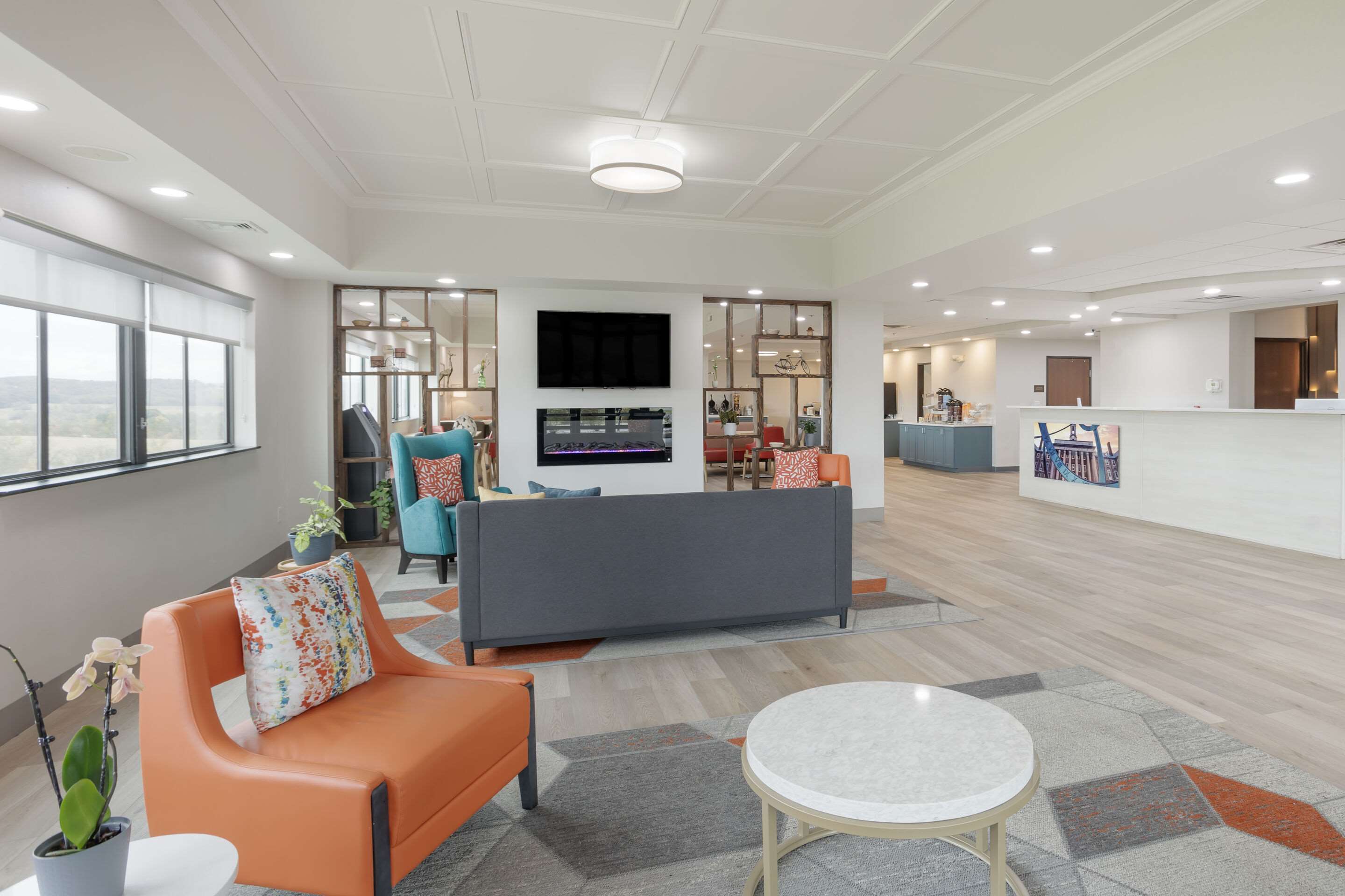 Hotel lobby | Comfort Suites Bloomsburg