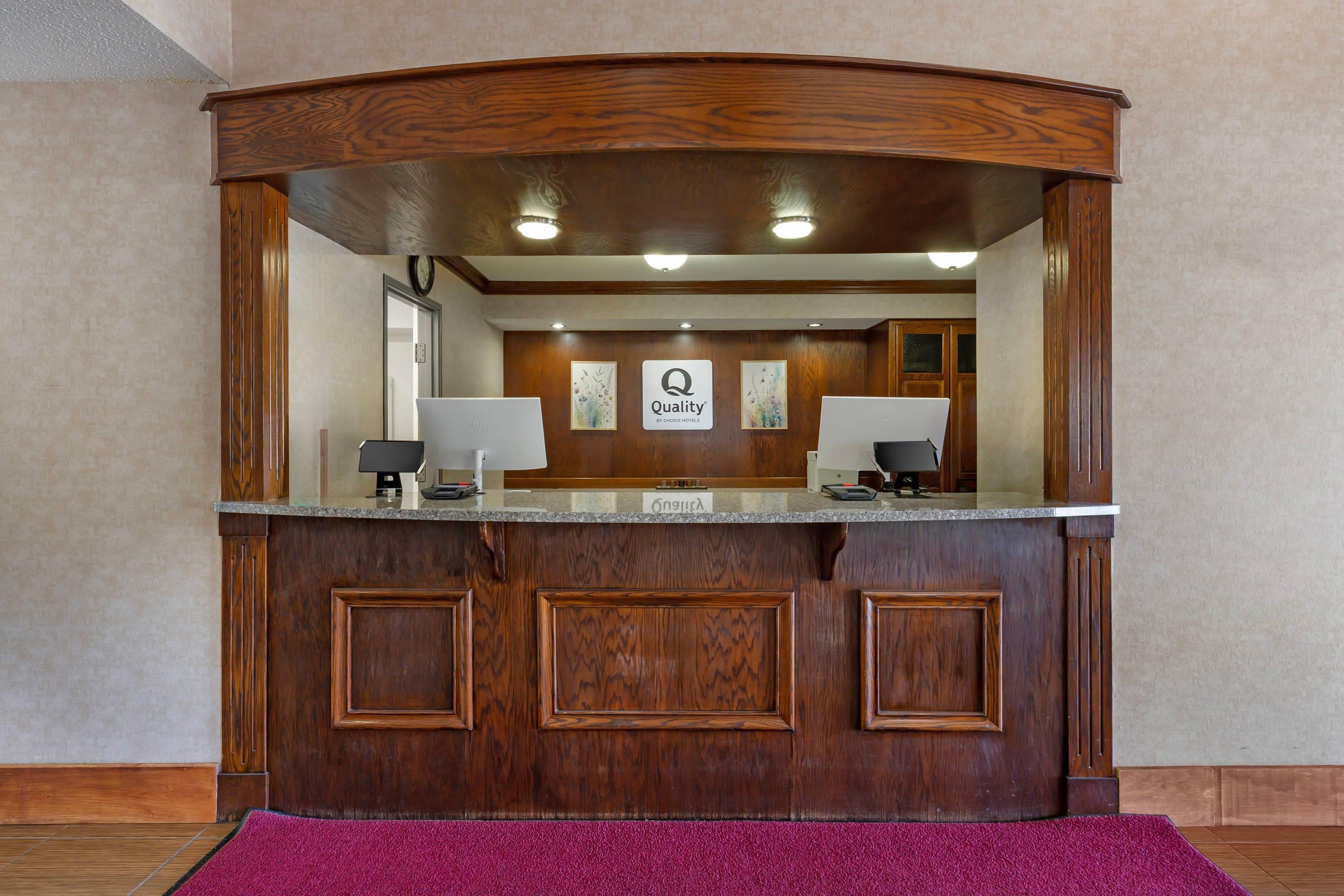 Front desk | Quality Inn Meadville