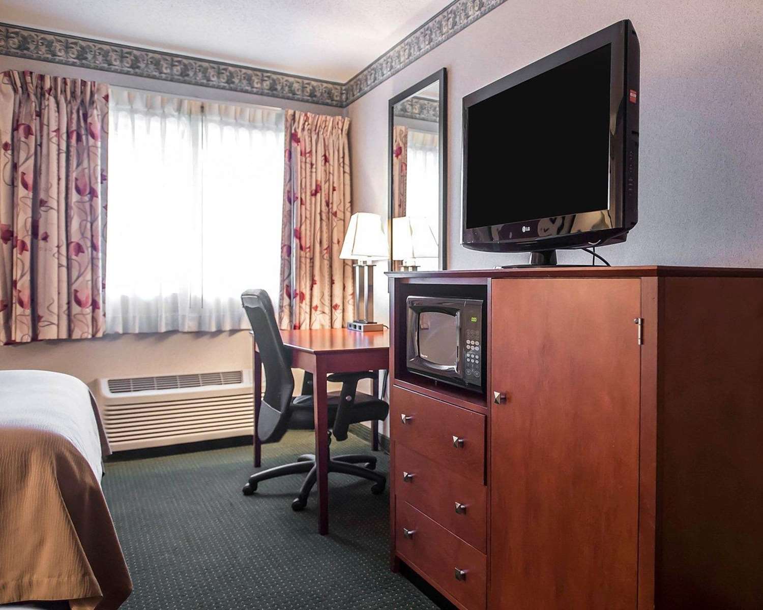Quality Inn New Columbia, PA See Discounts
