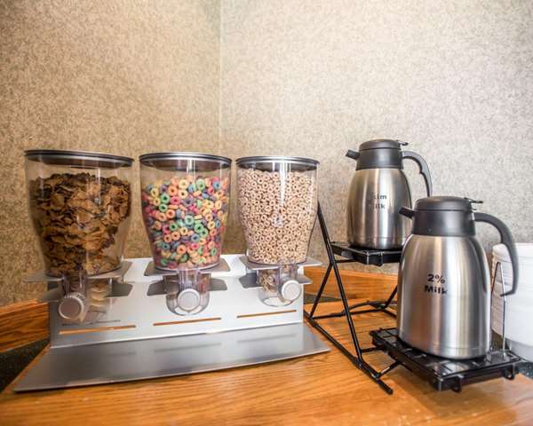 Amenities - Quality Inn New Columbia