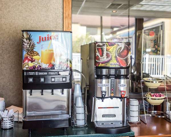 Amenities - Quality Inn New Columbia