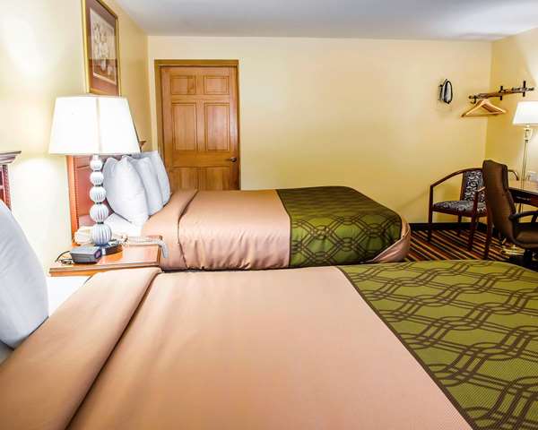  - Econo Lodge Jefferson Hills