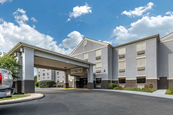 Exterior view - Comfort Inn & Suites Butler