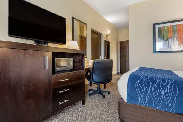  - Comfort Inn & Suites Butler