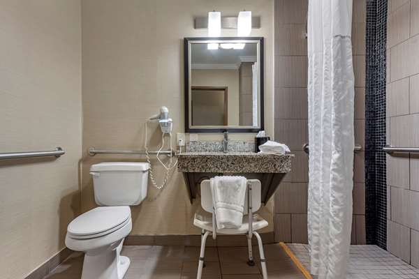  - Comfort Inn & Suites Butler