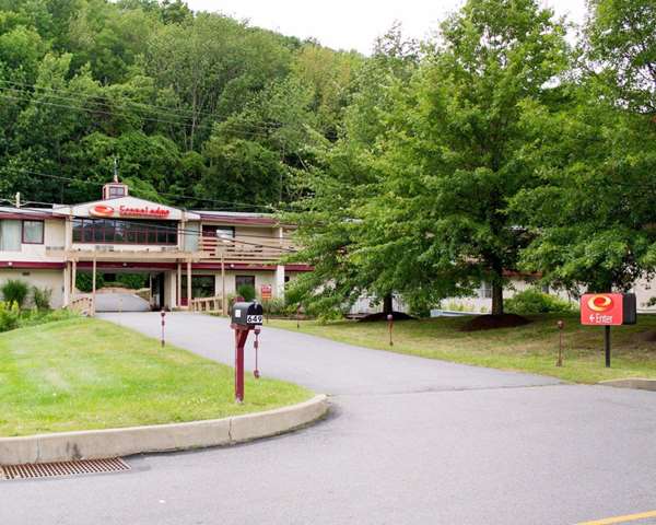 Exterior view - Econo Lodge Clarks Summit - I-81, Exit 194