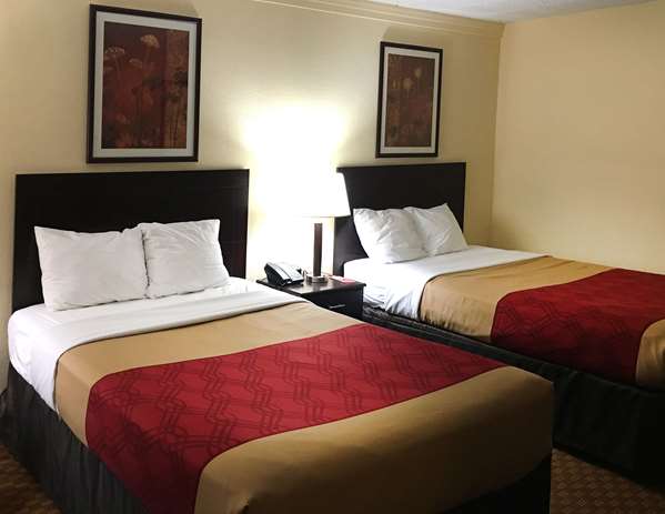  - Econo Lodge Inn & Suites Shamokin Dam