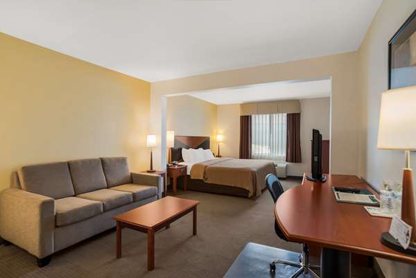 Suite - Quality Inn & Suites Chambersburg - I-81, Exit 20