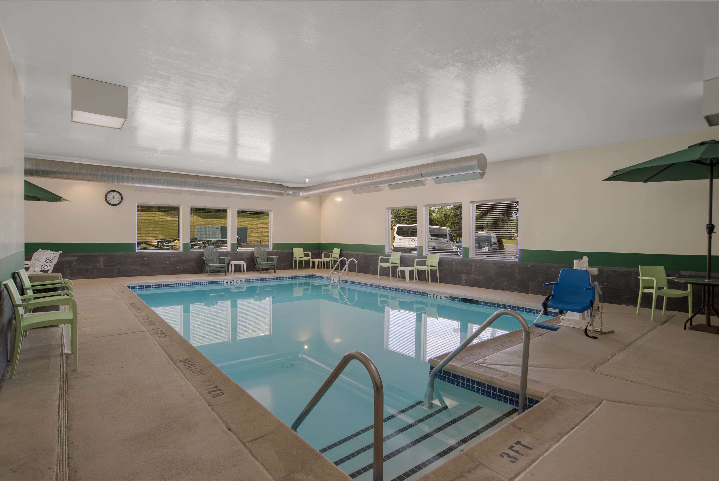 Indoor pool | Quality Inn & Suites Chambersburg
