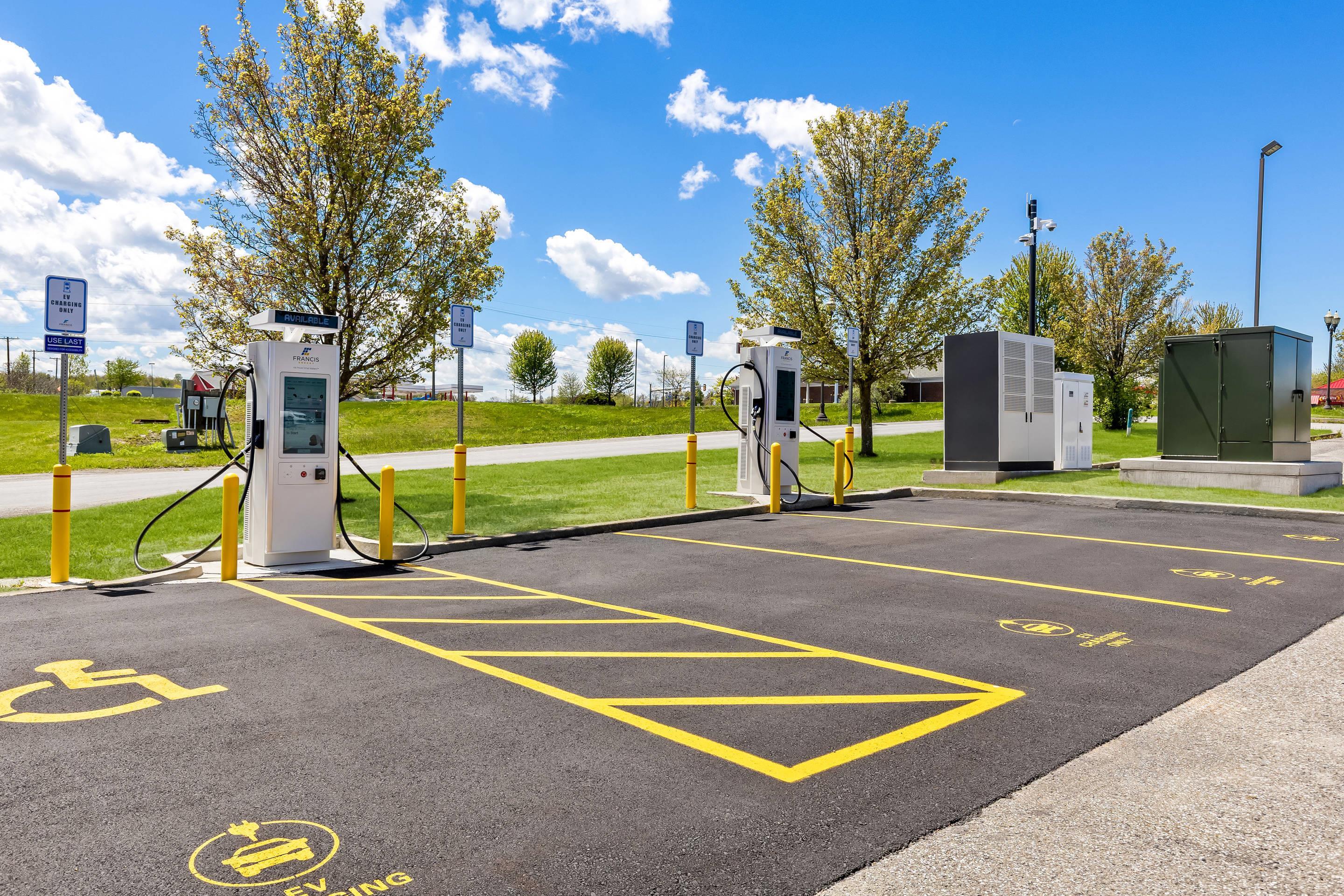 Electric vehicle charging station