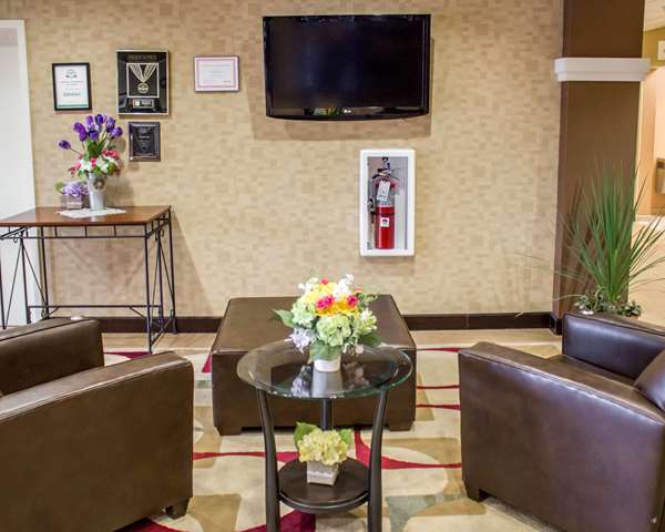  - Comfort Suites Lewisburg