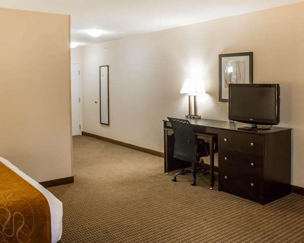 - Comfort Suites Lewisburg