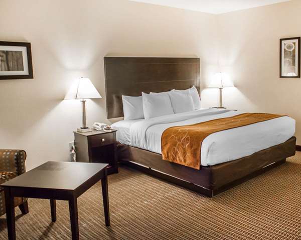  - Comfort Suites Lewisburg
