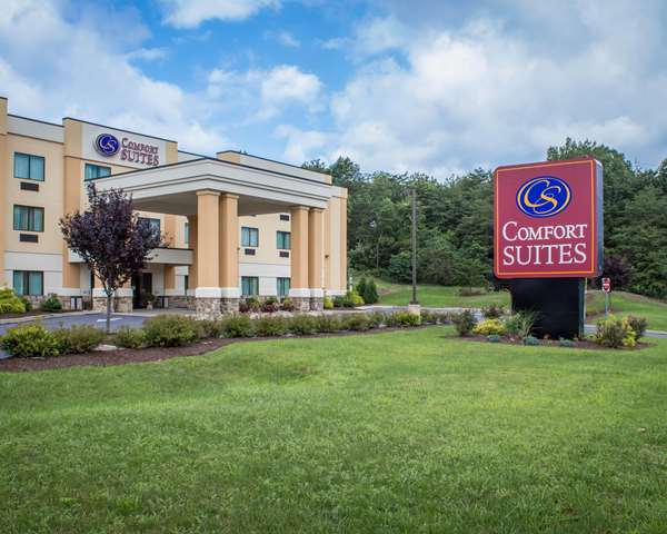 Exterior view - Comfort Suites Lewisburg