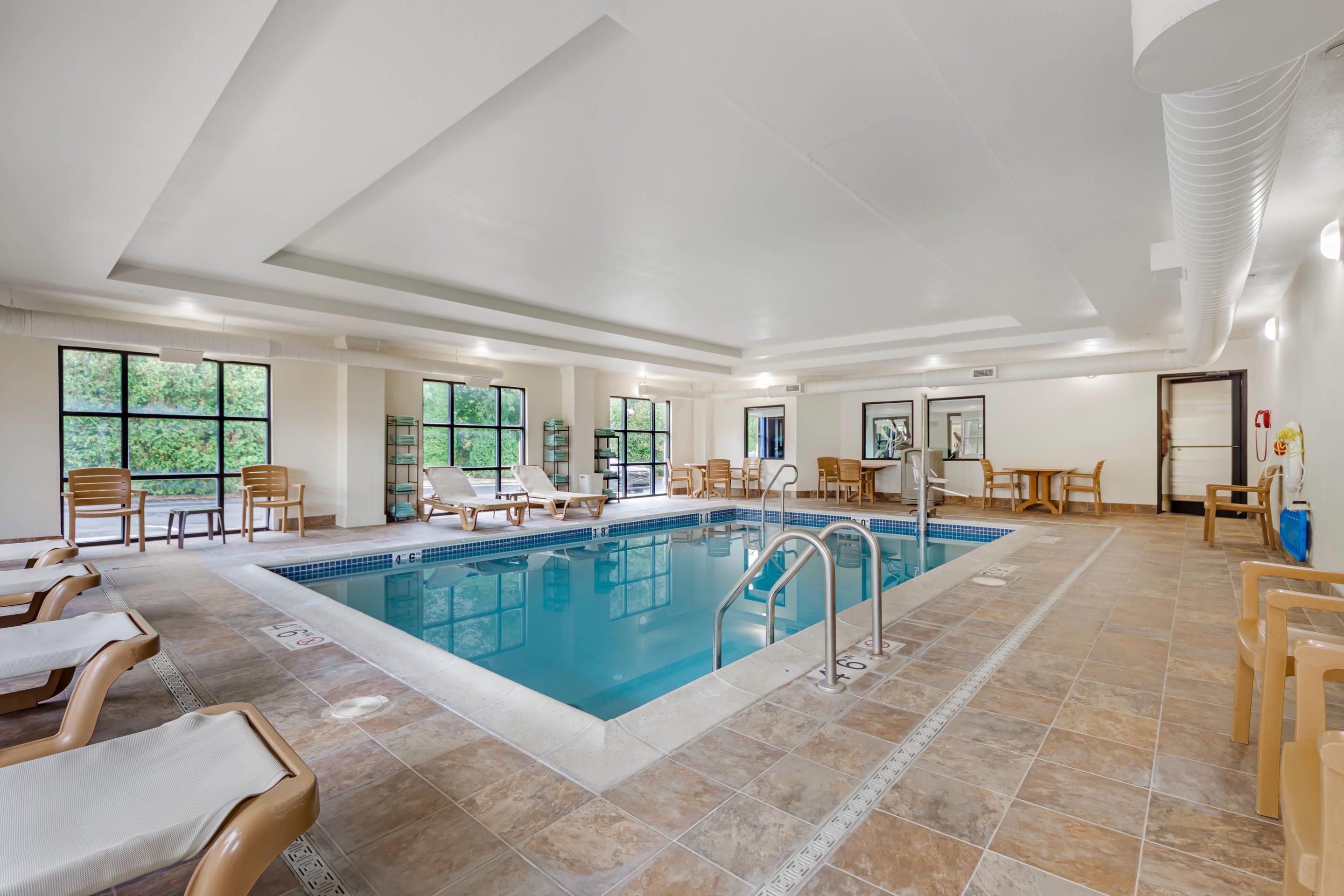 Indoor pool | Comfort Suites