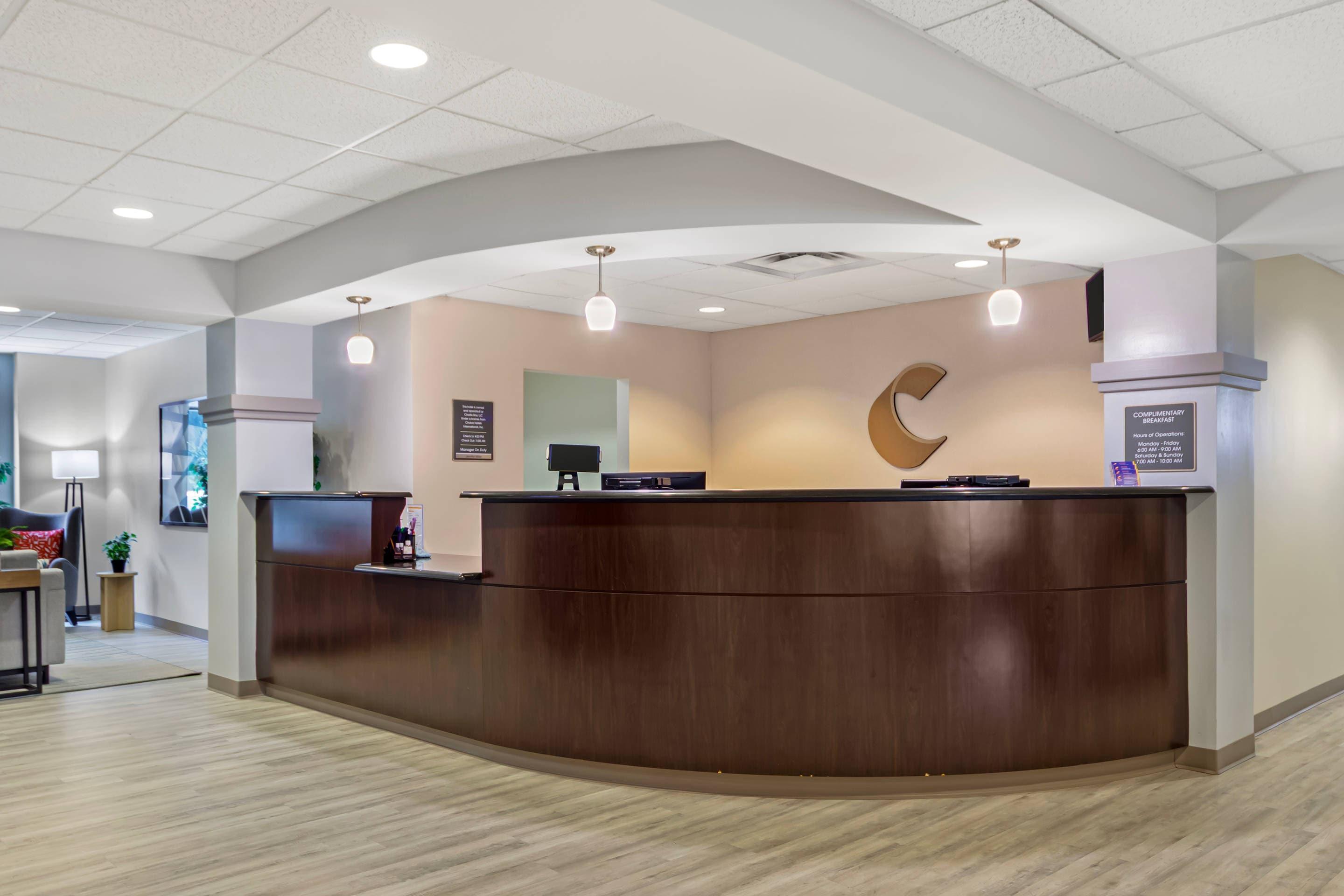 Hotel lobby | Comfort Suites