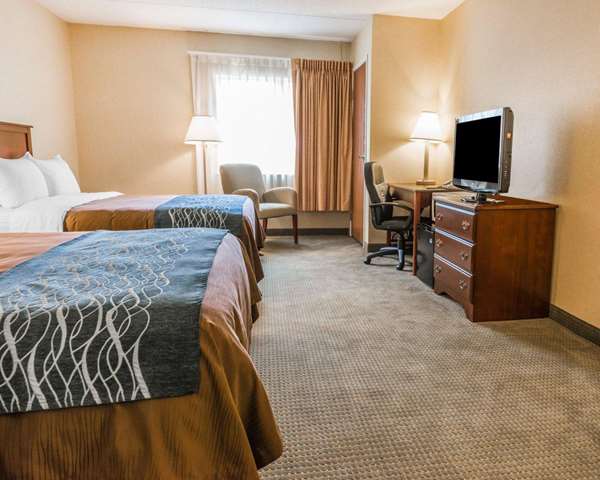  - Rodeway Inn Mercer - I-80, Exit 15