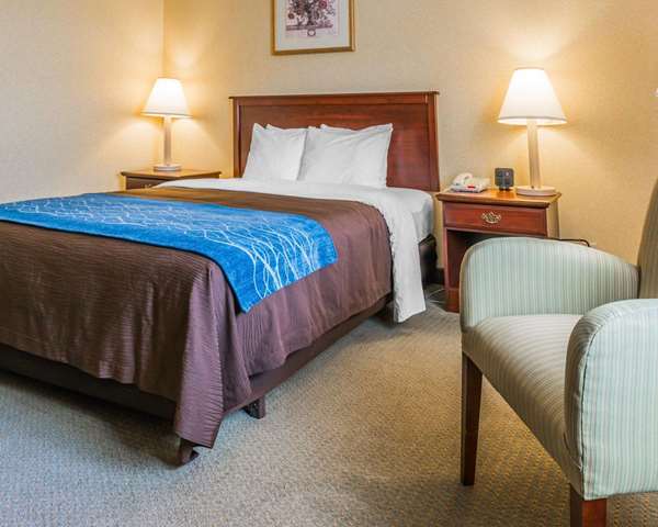  - Rodeway Inn Mercer - I-80, Exit 15