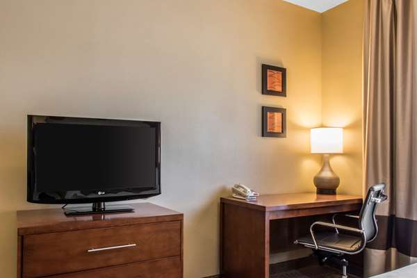  - Comfort Inn Columbia