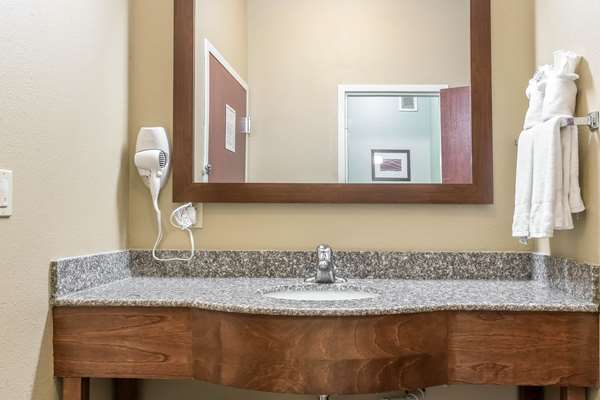  - Comfort Inn Columbia