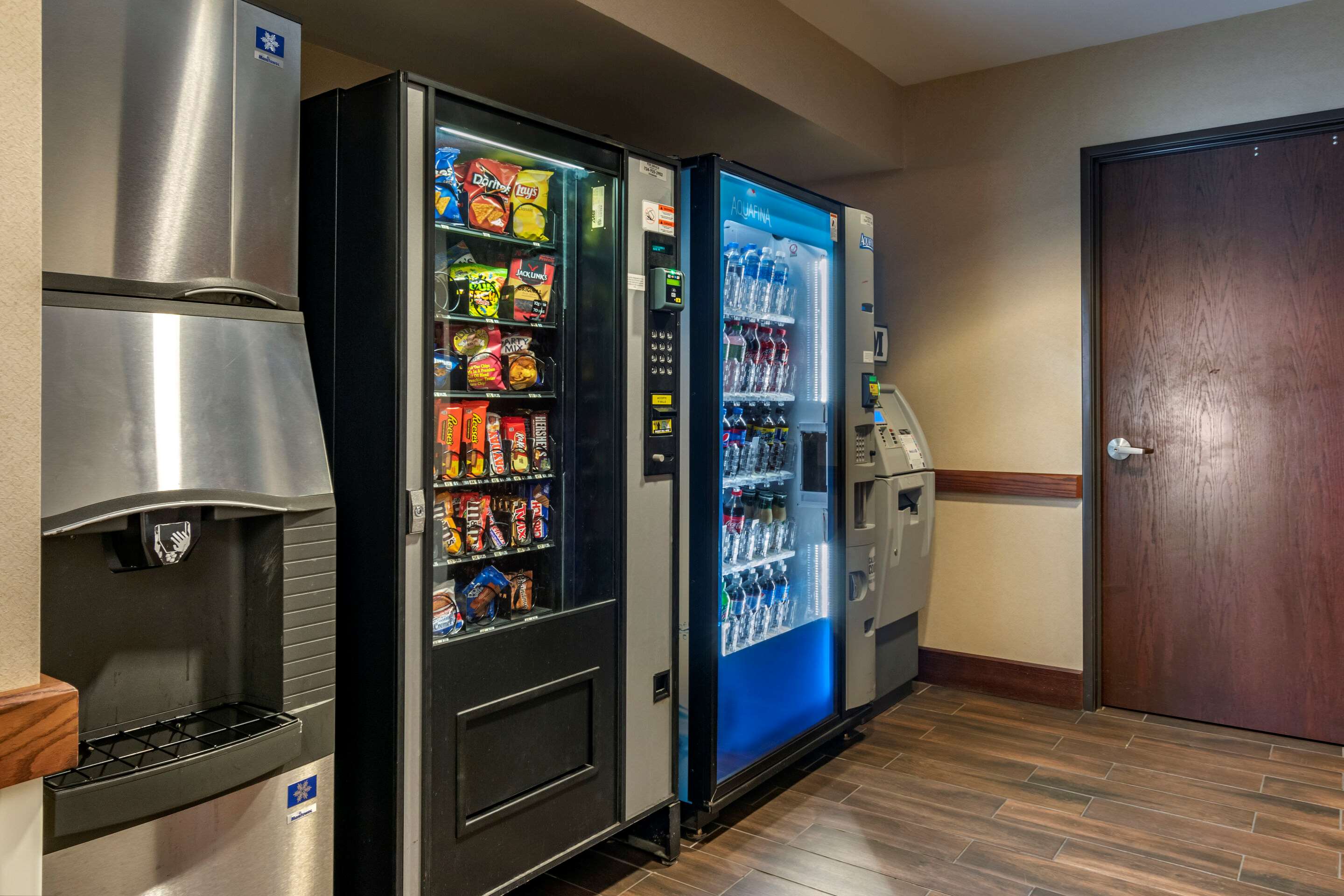 Hotel vending area