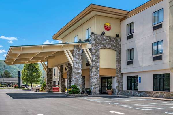 Exterior view - Comfort Inn Williamsport