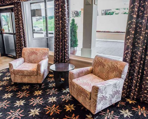  - Comfort Inn Somerset - I-70 & I-76, Exit 110