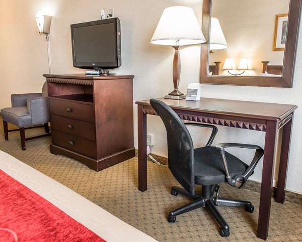  - Comfort Inn Somerset - I-70 & I-76, Exit 110