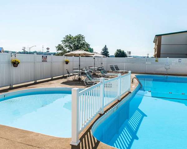 Pool - Comfort Inn Somerset - I-70 & I-76, Exit 110