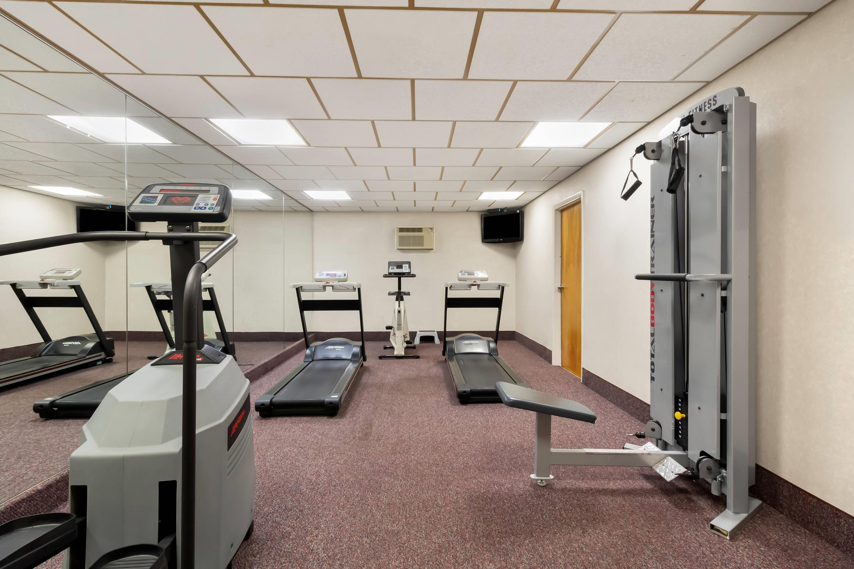 Fitness center | Comfort Inn