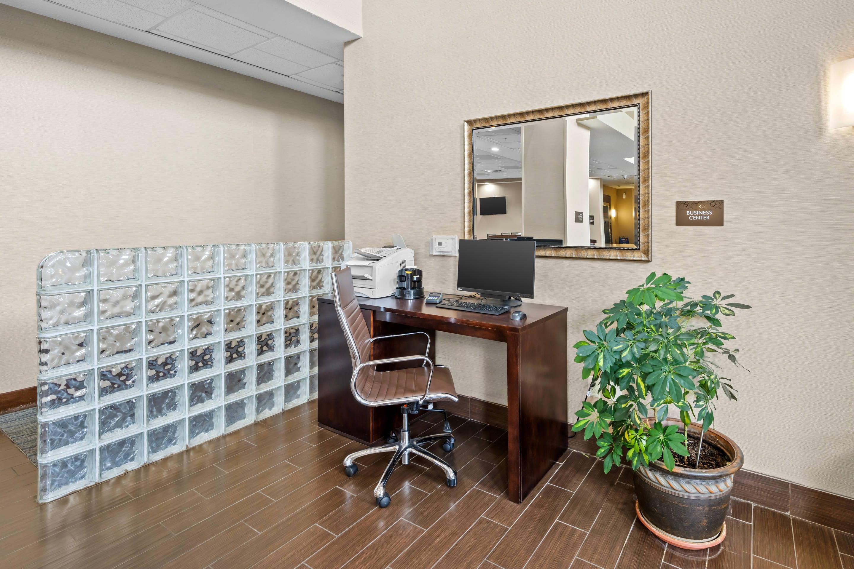 Business center | Comfort Suites Near Gettysburg Battlefield Visitor Center