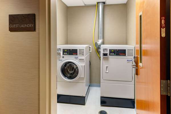 Amenities - Comfort Suites Amish Country Lancaster