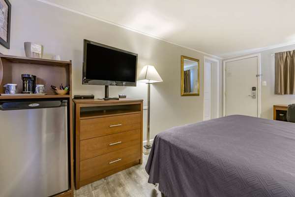  - Econo Lodge Bellefonte