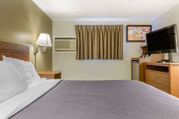  - Econo Lodge Bellefonte