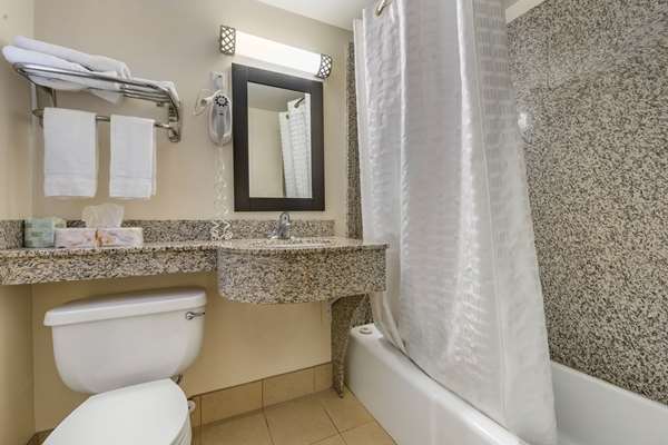  - Econo Lodge Bellefonte