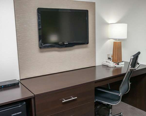  - Sleep Inn & Suites Harrisburg