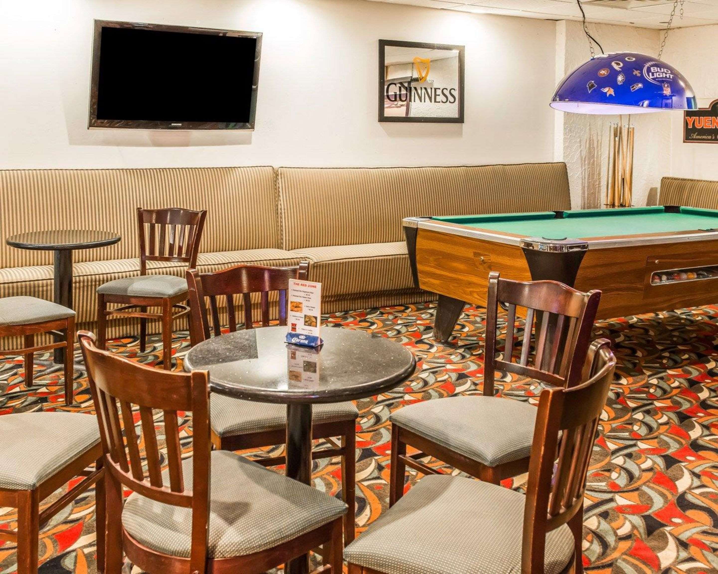 Hotel lounge