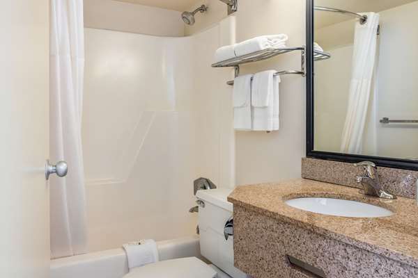  - Quality Inn & Suites Indiana