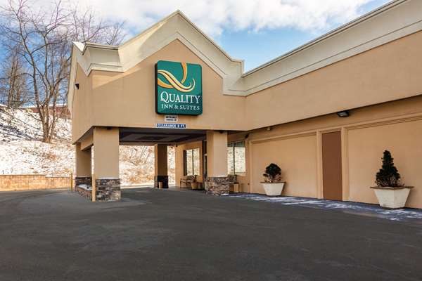 Exterior view - Quality Inn & Suites Indiana