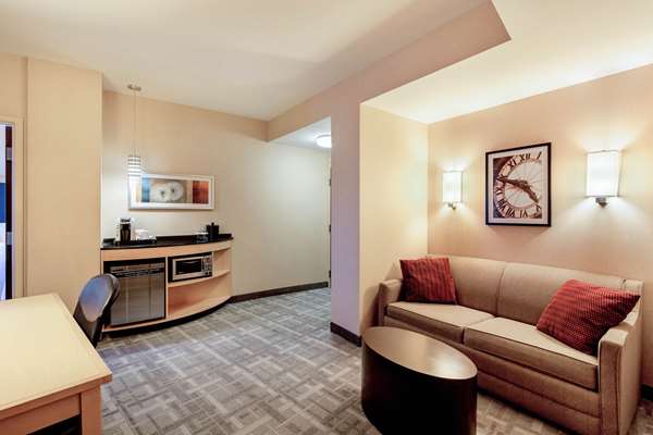 Suite - Cambria Hotel Downtown Pittsburgh
