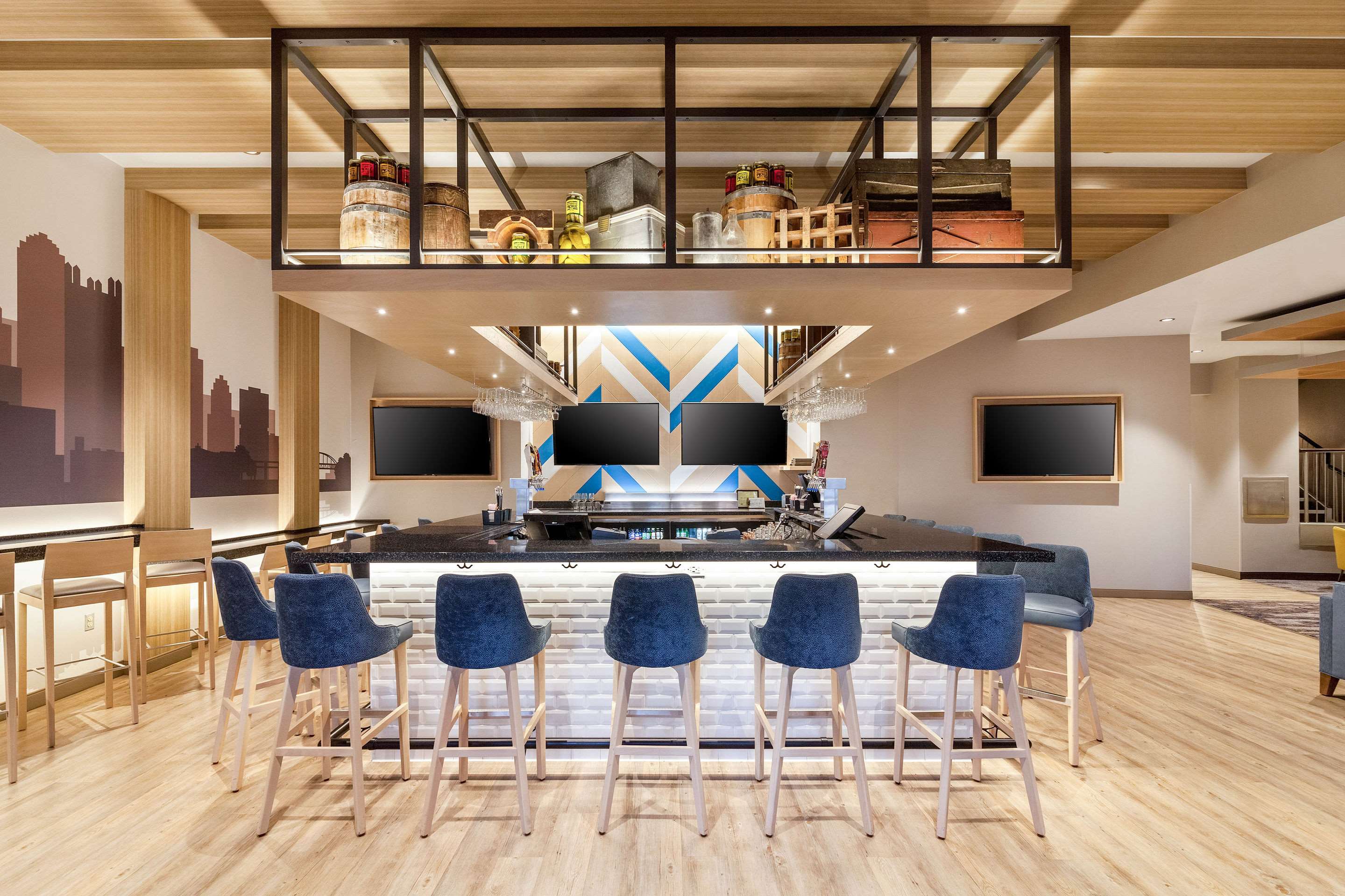 Hotel bar | Cambria Hotel Pittsburgh - Downtown
