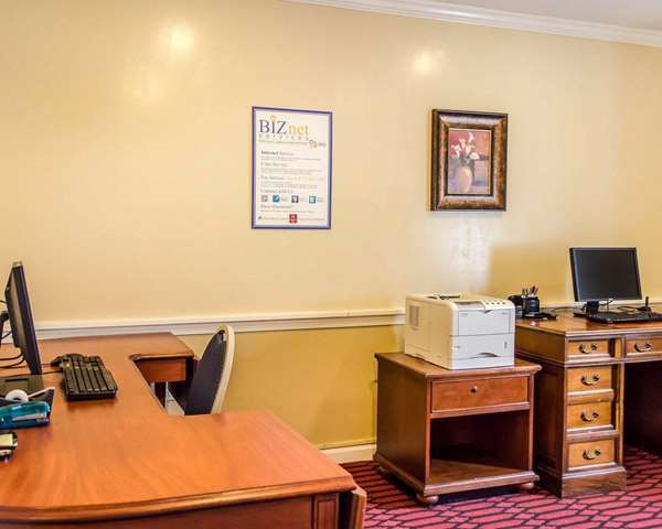 Conference Area - Clarion Inn Historic Strasburg